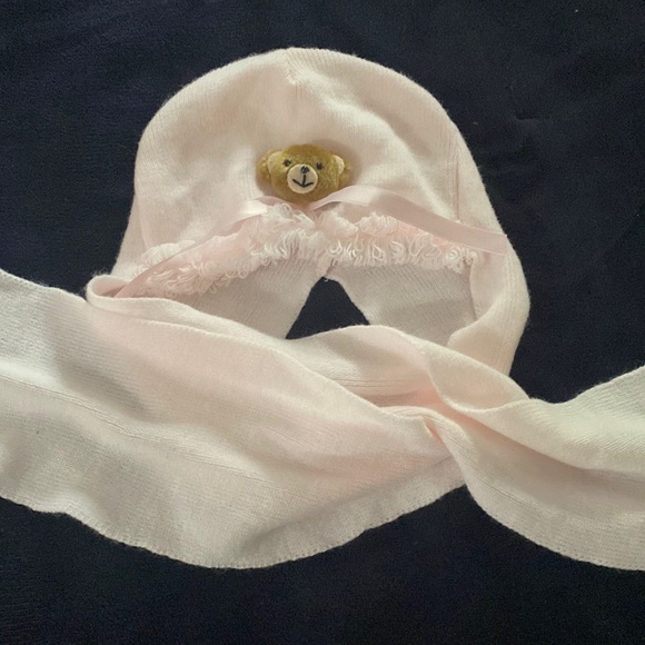 NWOT Light Pink Baby Hat with Teddy Bear and Attached Scarf - Picture 1 of 3